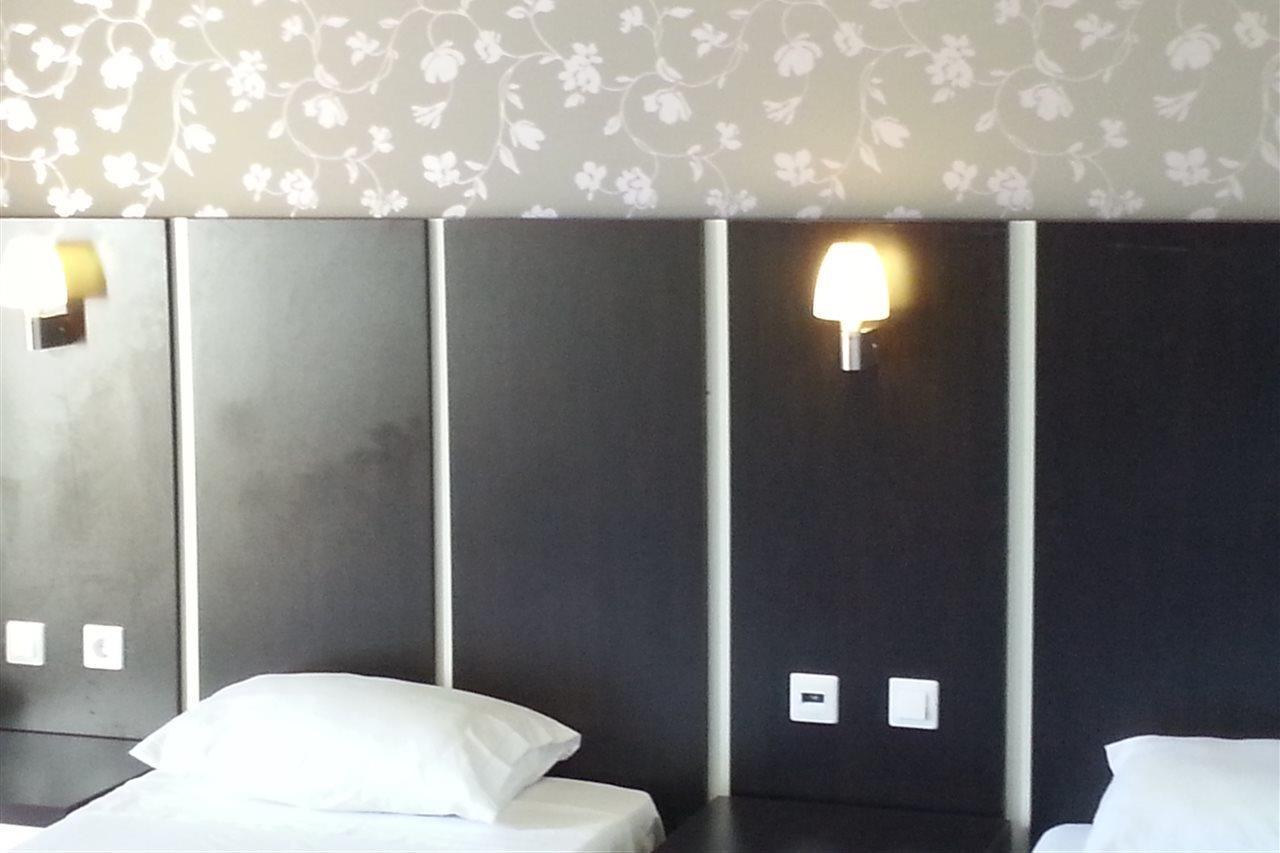 Rose Hotel ฟาลิรากี ภายนอก รูปภาพ